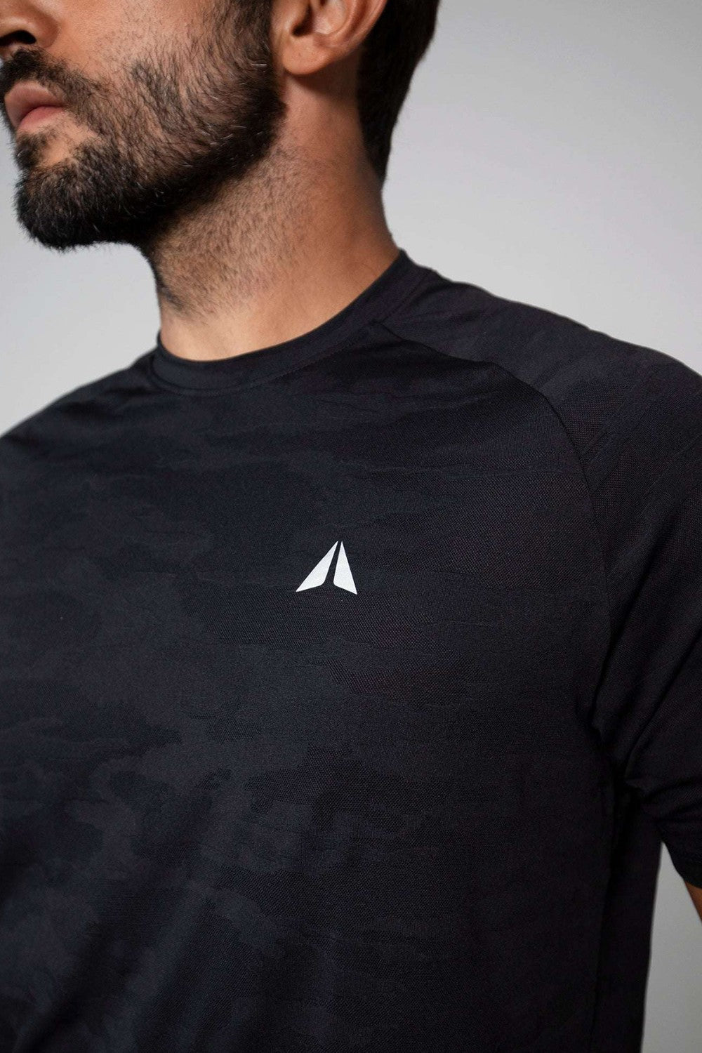 AORA PERFORMANCE T-SHIRT|1240