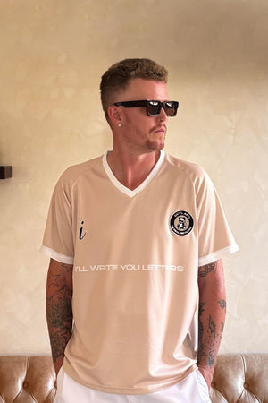 IWYL Baller V–neck|970